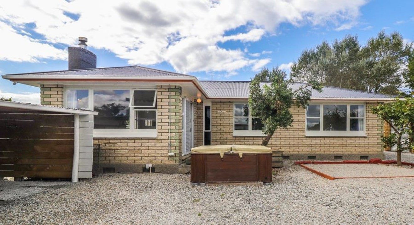 60 Lytton Road, Riverdale, Gisborne - Carousel 1