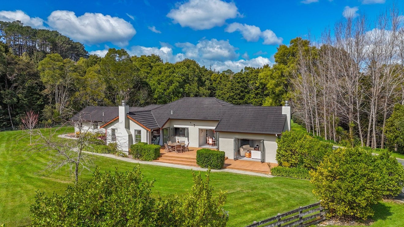 28 Westminster Glen, Matakana, Warkworth - Carousel 1