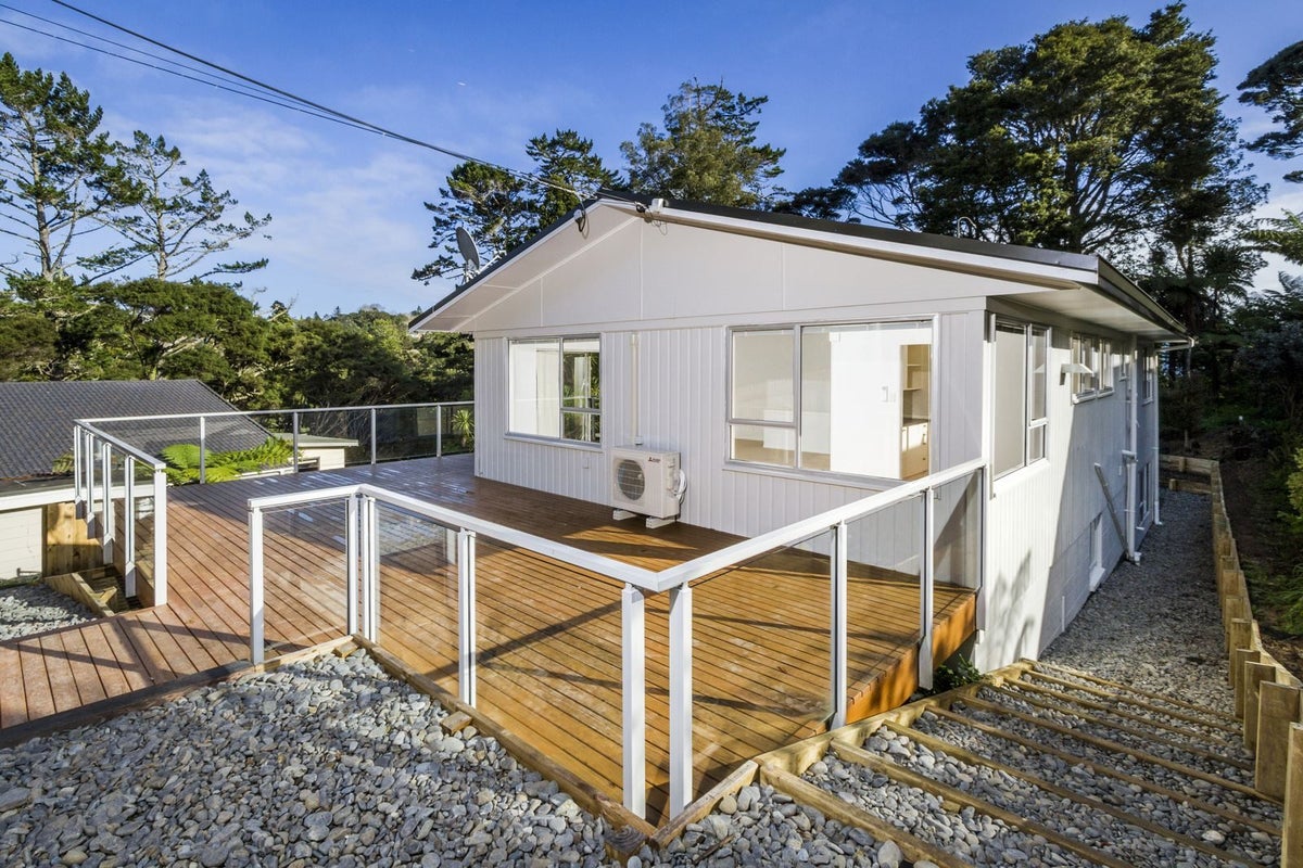 34 Inglis Street, Birkenhead, Auckland - Carousel 2