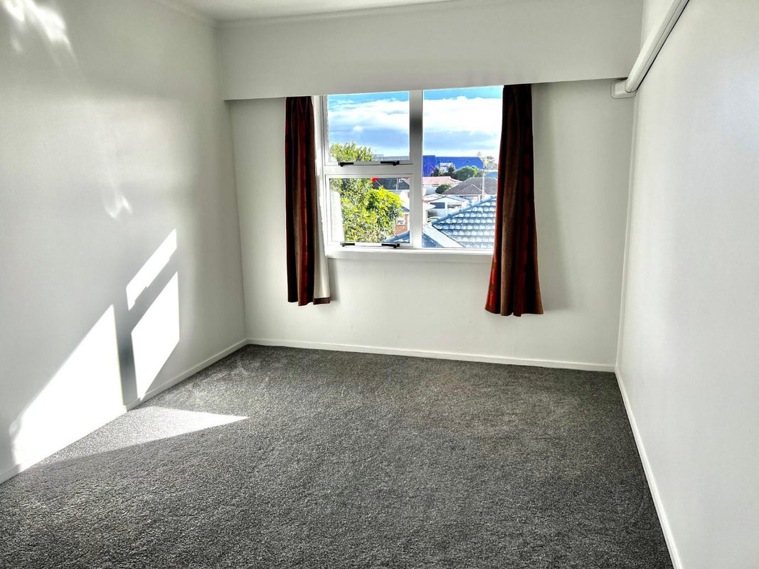 8/3 Kingsway Avenue, Sandringham, Auckland - Carousel 16