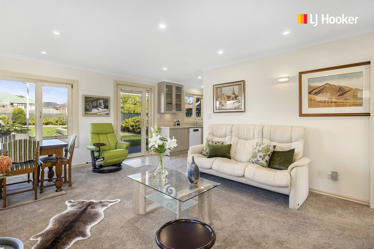 40 Oakland Street, Andersons Bay, Dunedin - Carousel 2