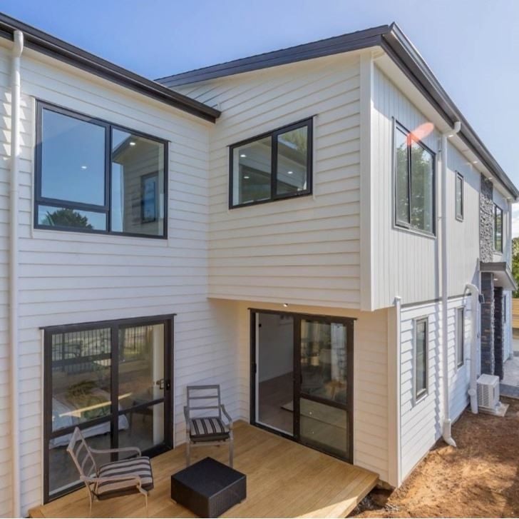 527C Pakuranga Road, Howick, Auckland - Carousel 21