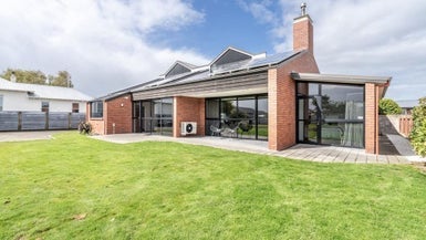 105 Bourke Street, Windsor, Invercargill - Carousel 1