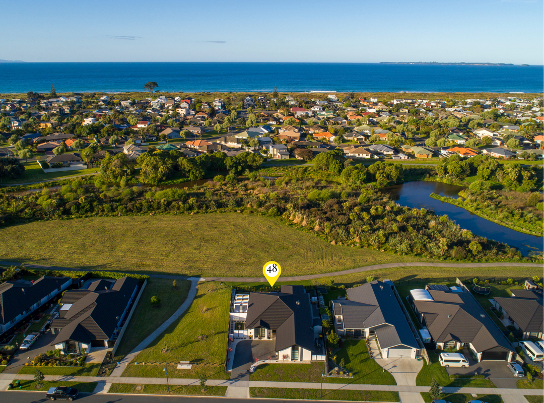 48 Drabble Crescent, Papamoa Beach, Papamoa - Carousel 1