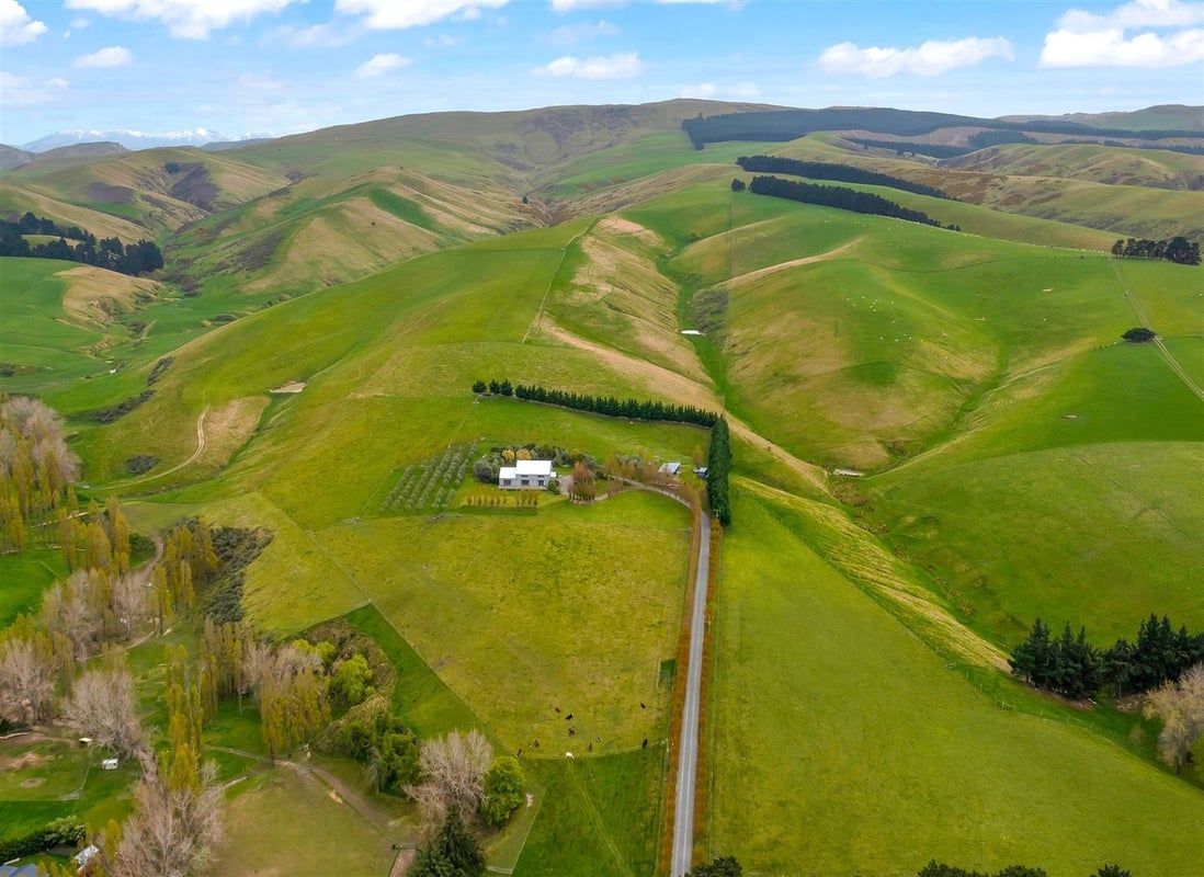 329 Mackenzies Road, Waipara, Amberley - Carousel 28