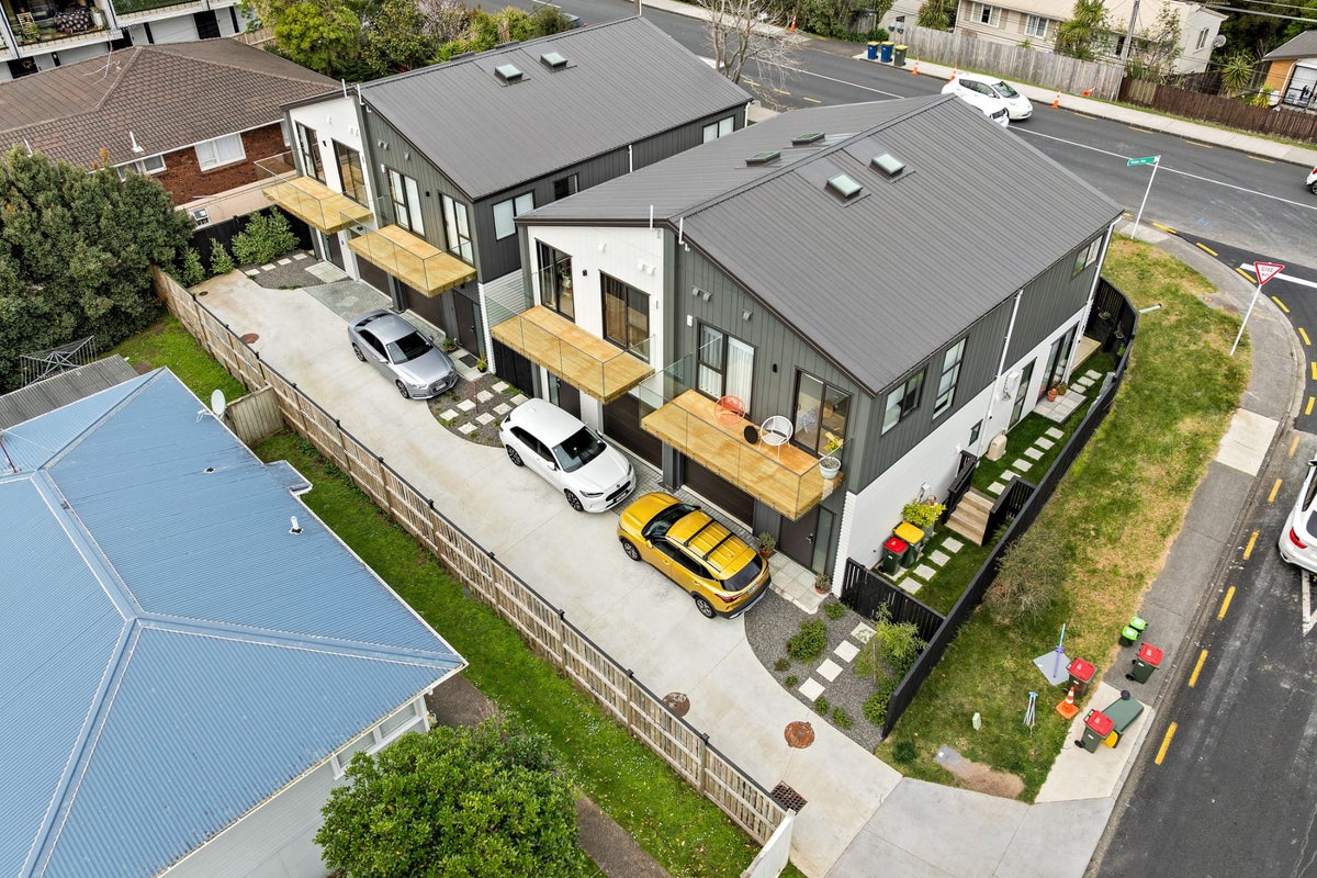 60D Pupuke Road, Hillcrest, Auckland - Carousel 22