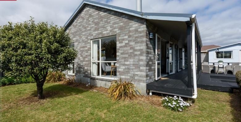 32 Rutherford Drive, Waikanae Beach, Waikanae - Carousel 2