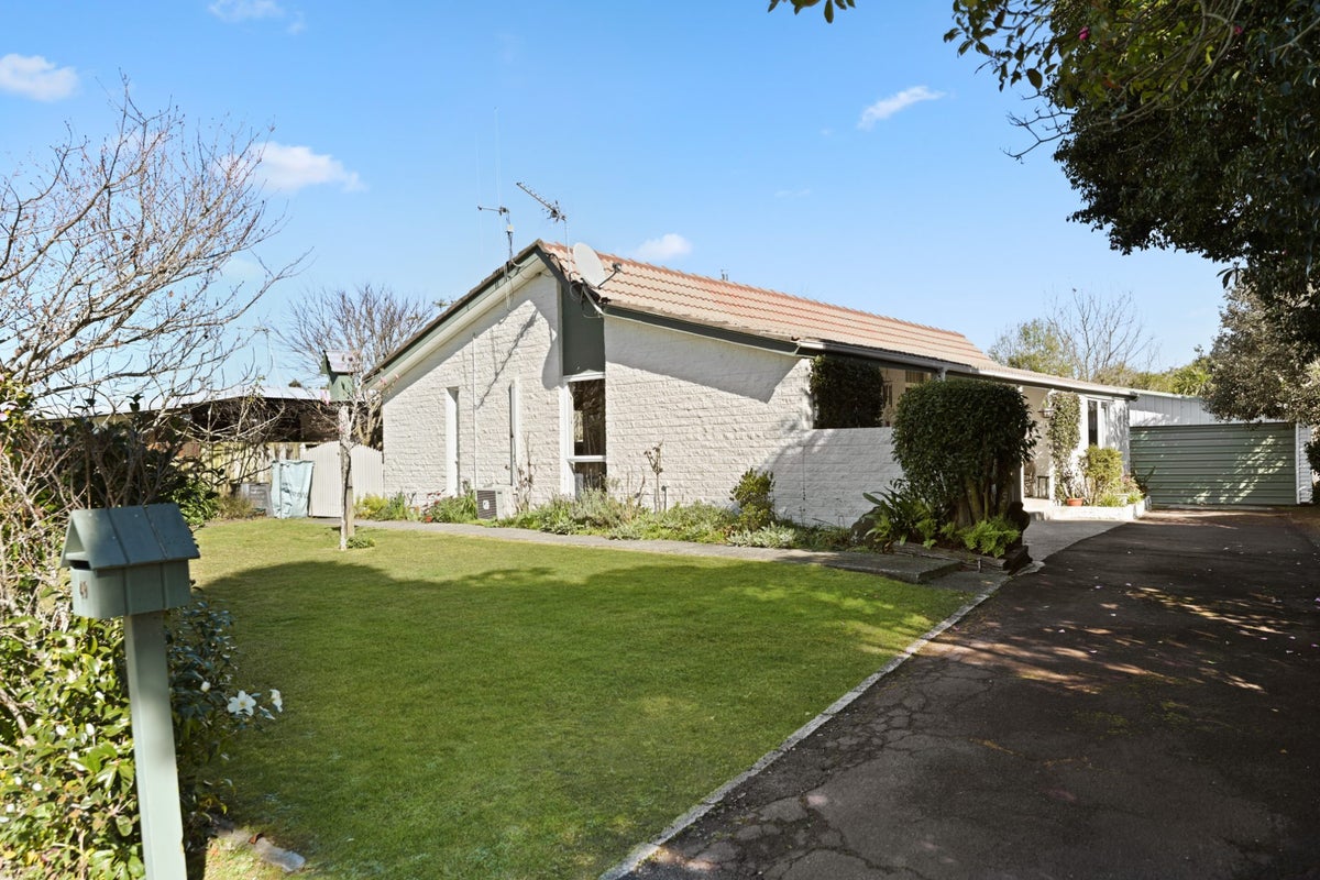 49 Fairview Street, Fairview Downs, Hamilton - Carousel 2