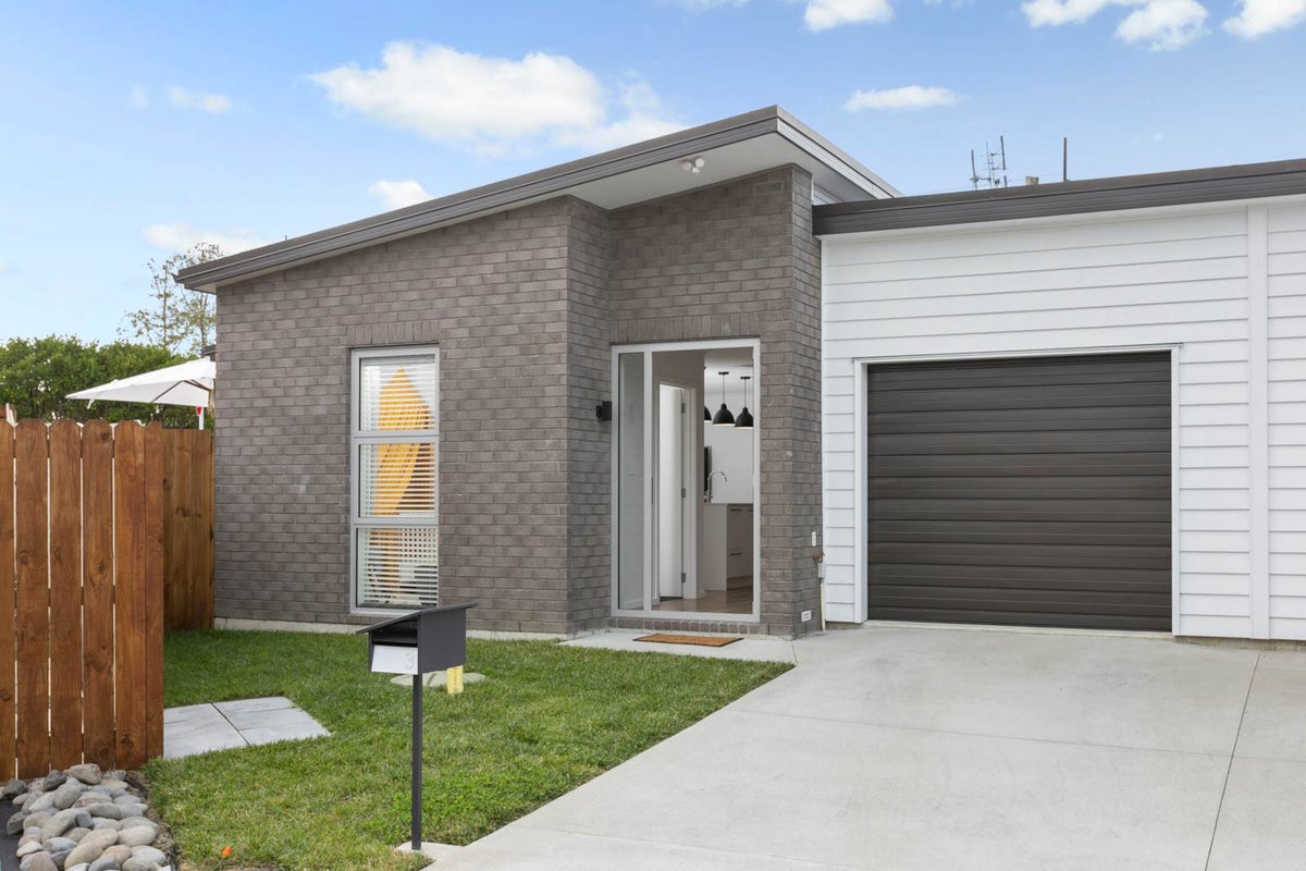 3 Sauterne Road, Kumeu - Carousel 1