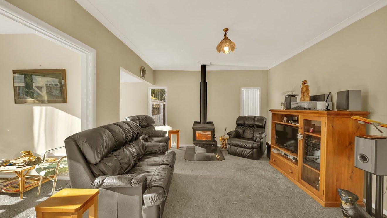 17 Bradshaw Terrace, Riccarton, Christchurch - Carousel 2