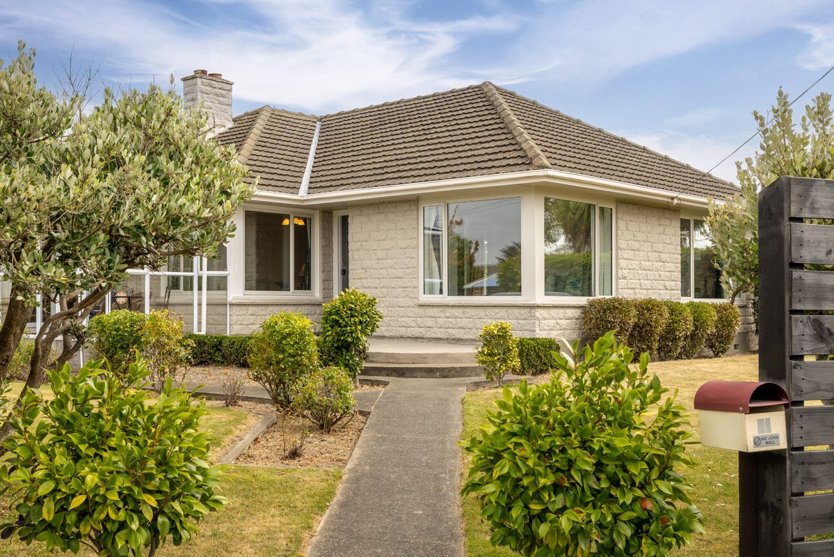 51 Greendale Avenue, Avonhead, Christchurch - Carousel 1
