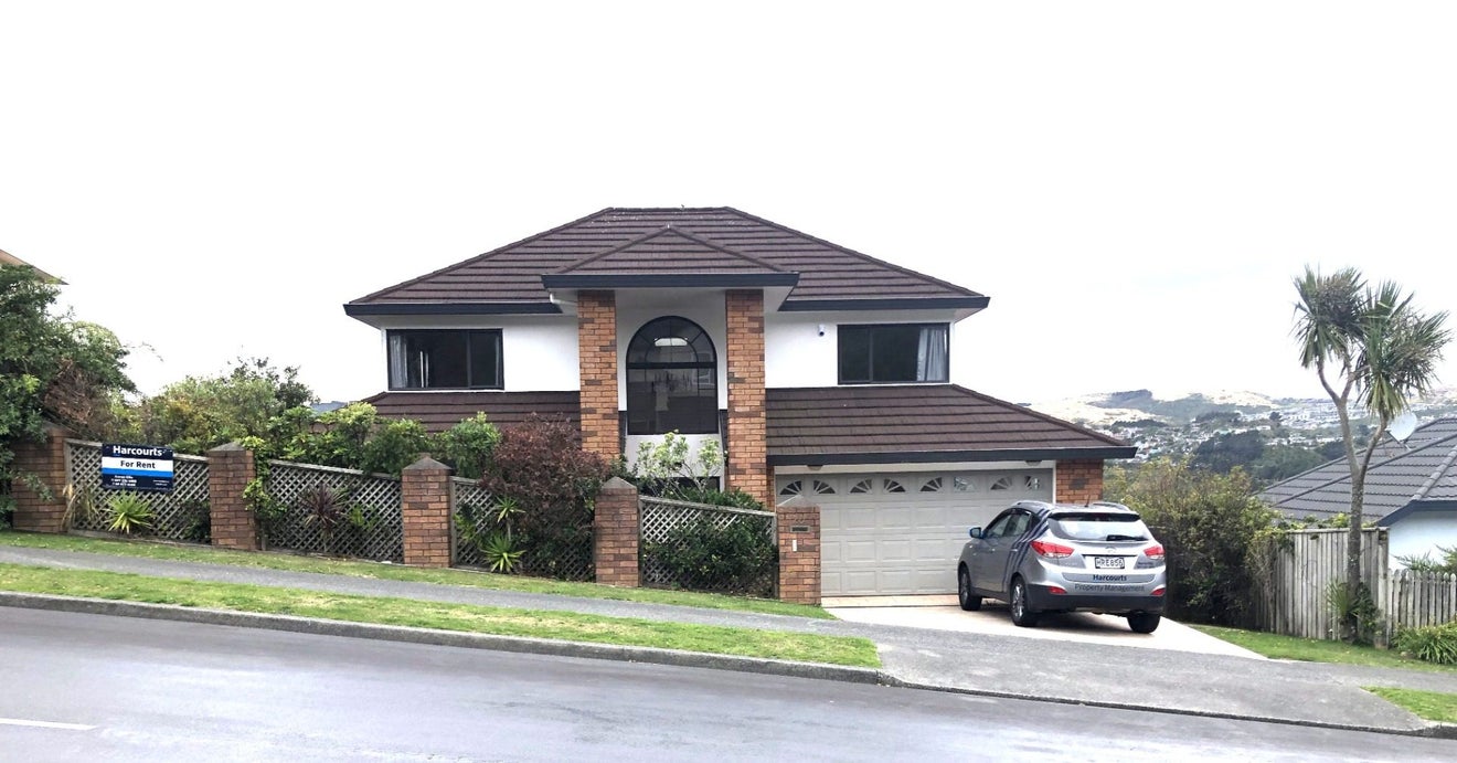 20 Waverton Terrace, Churton Park, Wellington - Carousel 1