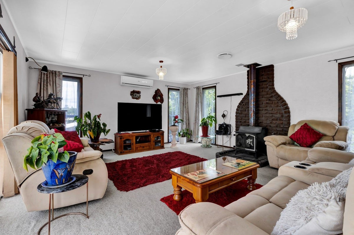 339 Tukapa Street, Hurdon, New Plymouth - Carousel 2