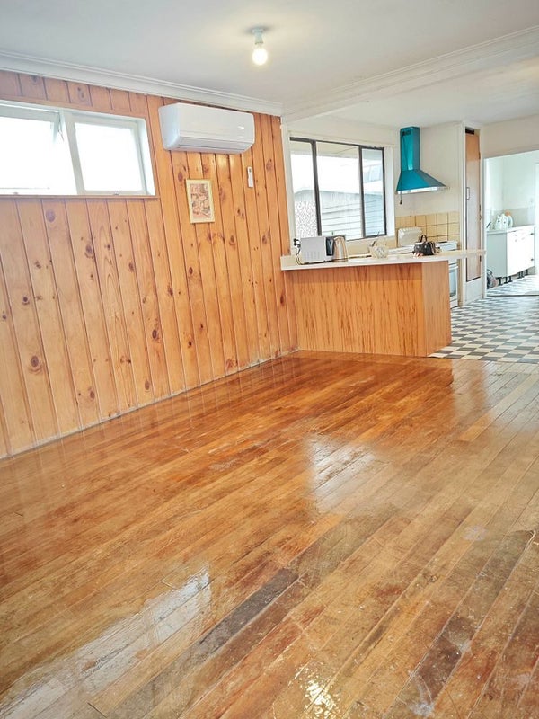 18 Saint Leonards Road, Kelston, Auckland - Carousel 2