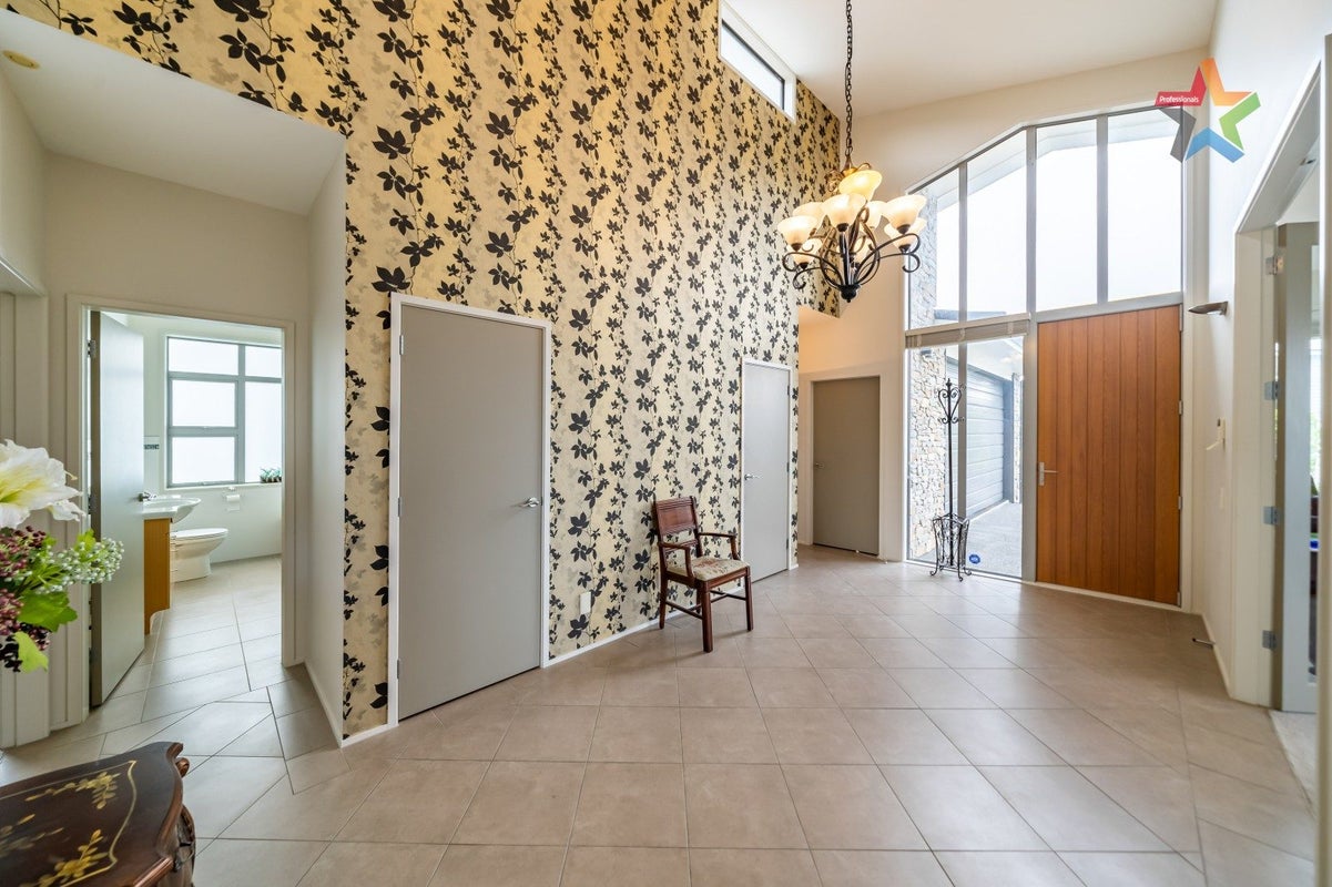 7 Fawcet Place, Belmont, Lower Hutt - Carousel 2