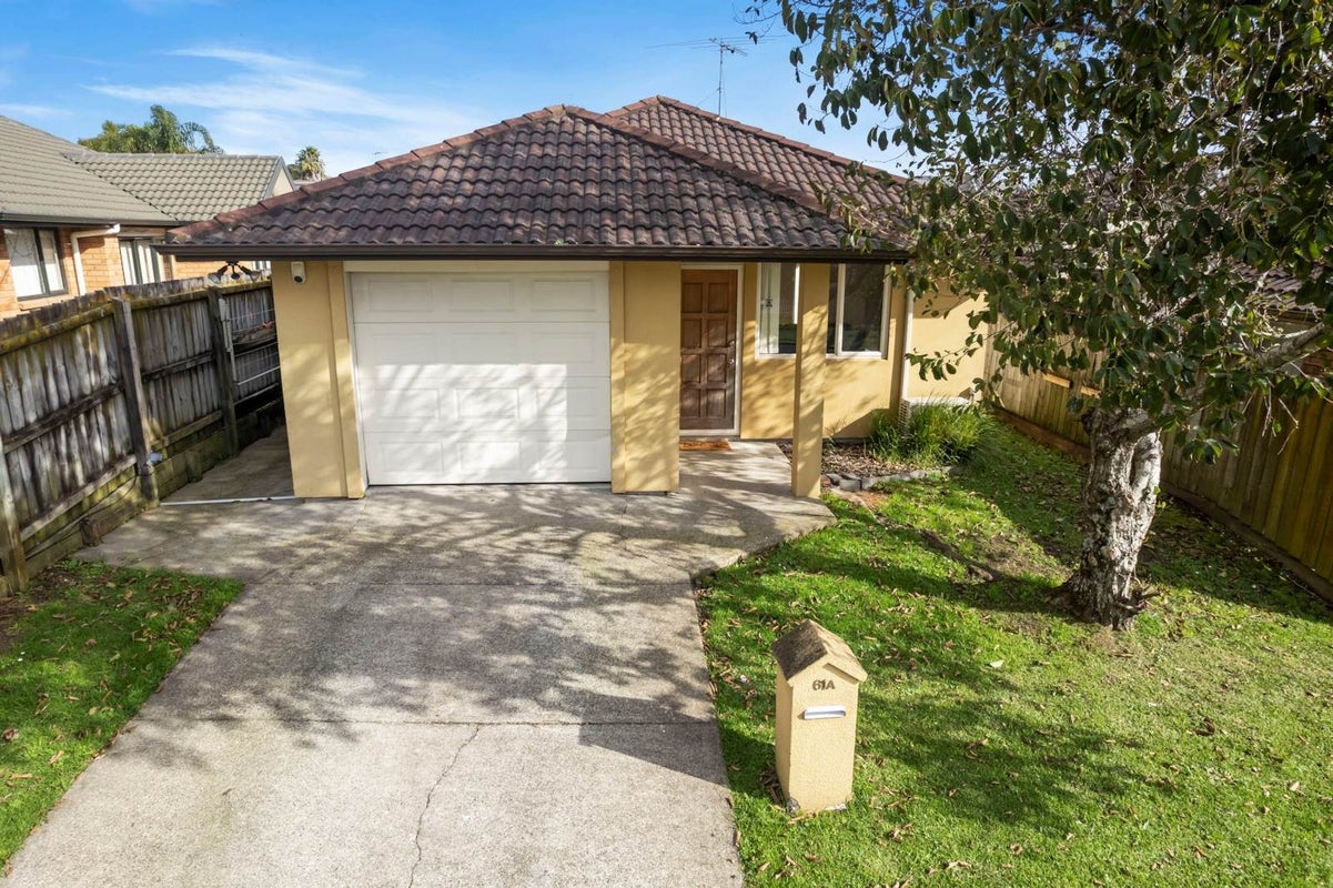 61 Aspiring Avenue, Flat Bush, Auckland - Carousel 2