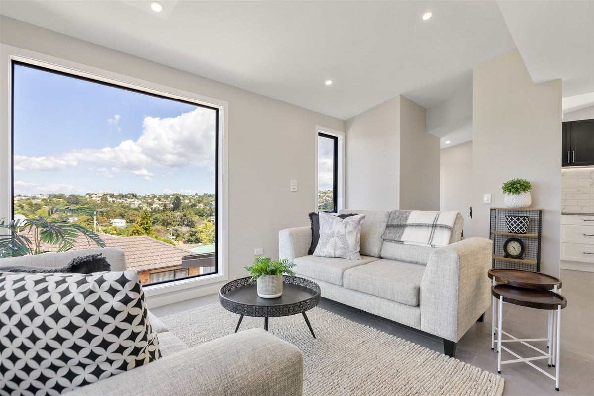 5B Reynolds Place, Torbay, Auckland - Carousel 2