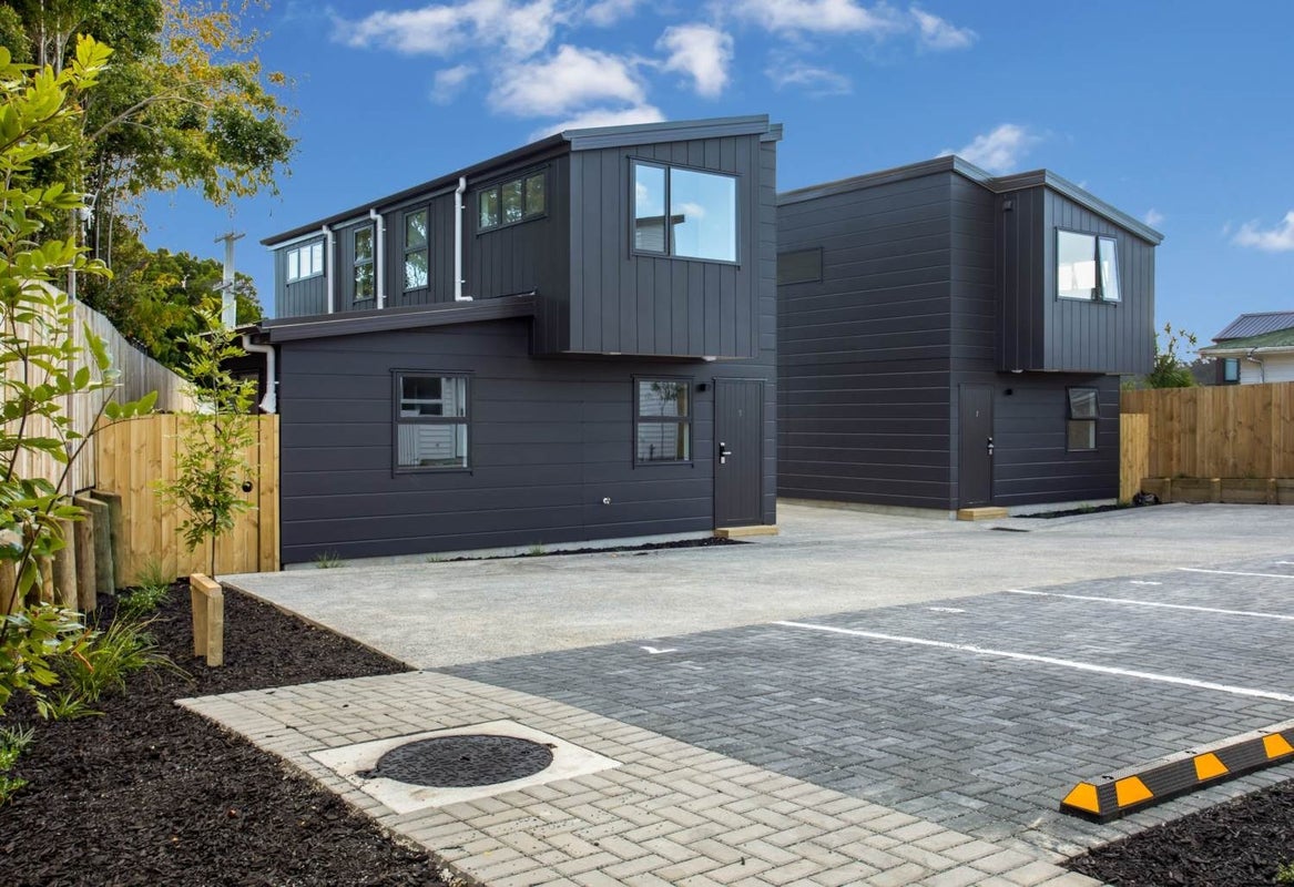 1/129 Lancaster Road, Beach Haven, Auckland - Carousel 20