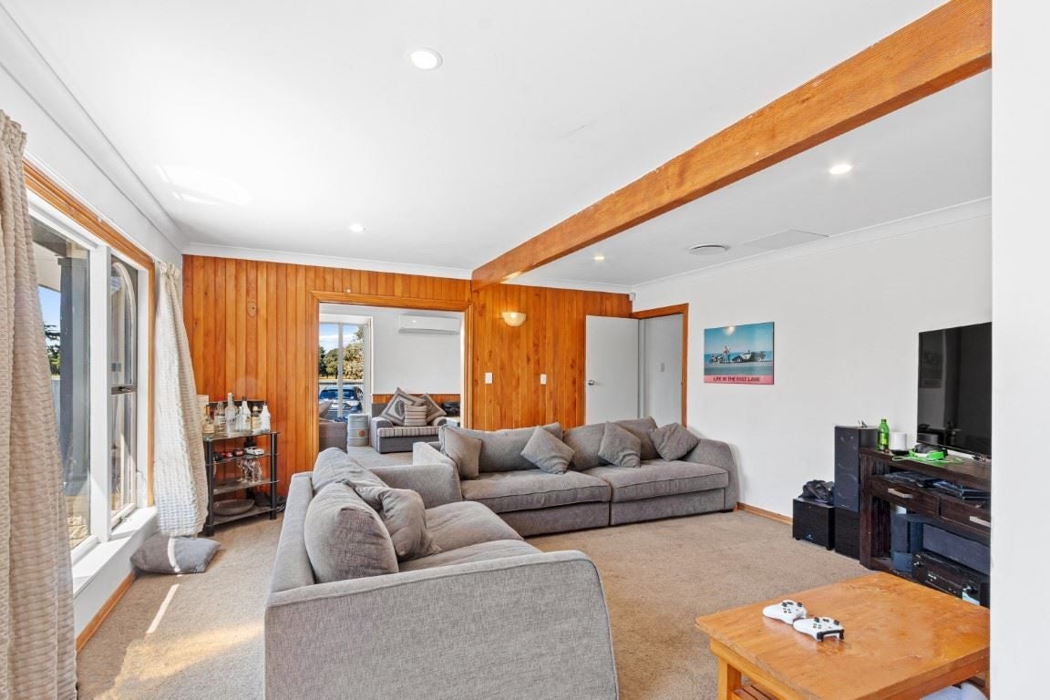 195 Springs Road, Hornby, Christchurch - Carousel 2
