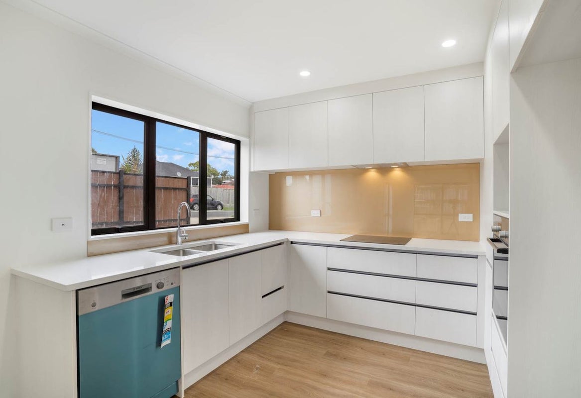 52A Orams Road, Hillpark, Auckland - Carousel 2