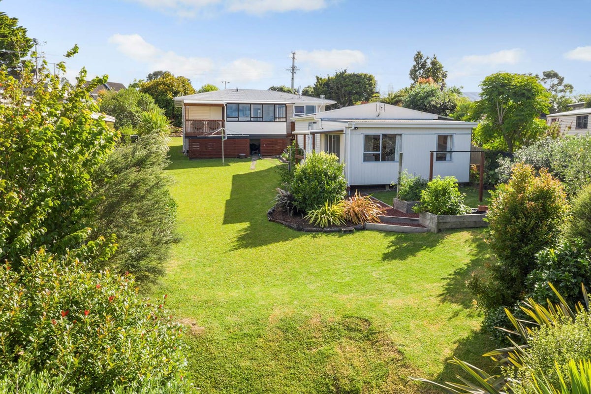 178 Don Buck Road, Massey, Auckland - Carousel 2