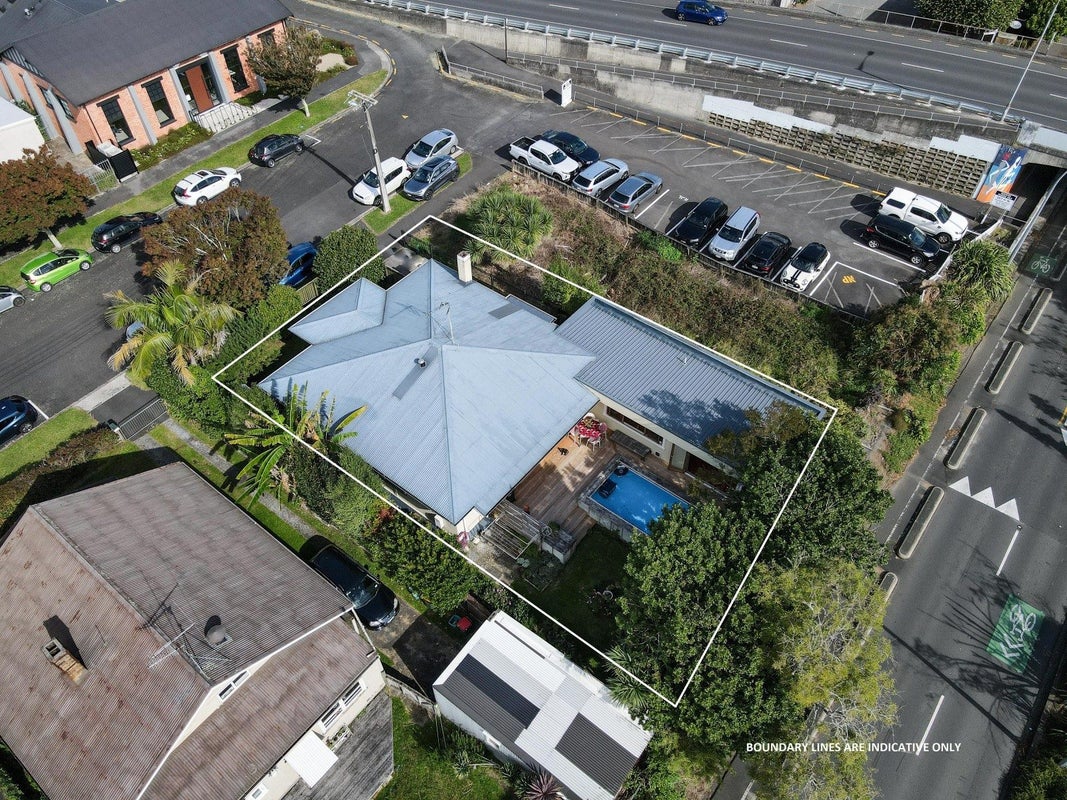 7 Myrtle Street, Hamilton East, Hamilton - Carousel 3