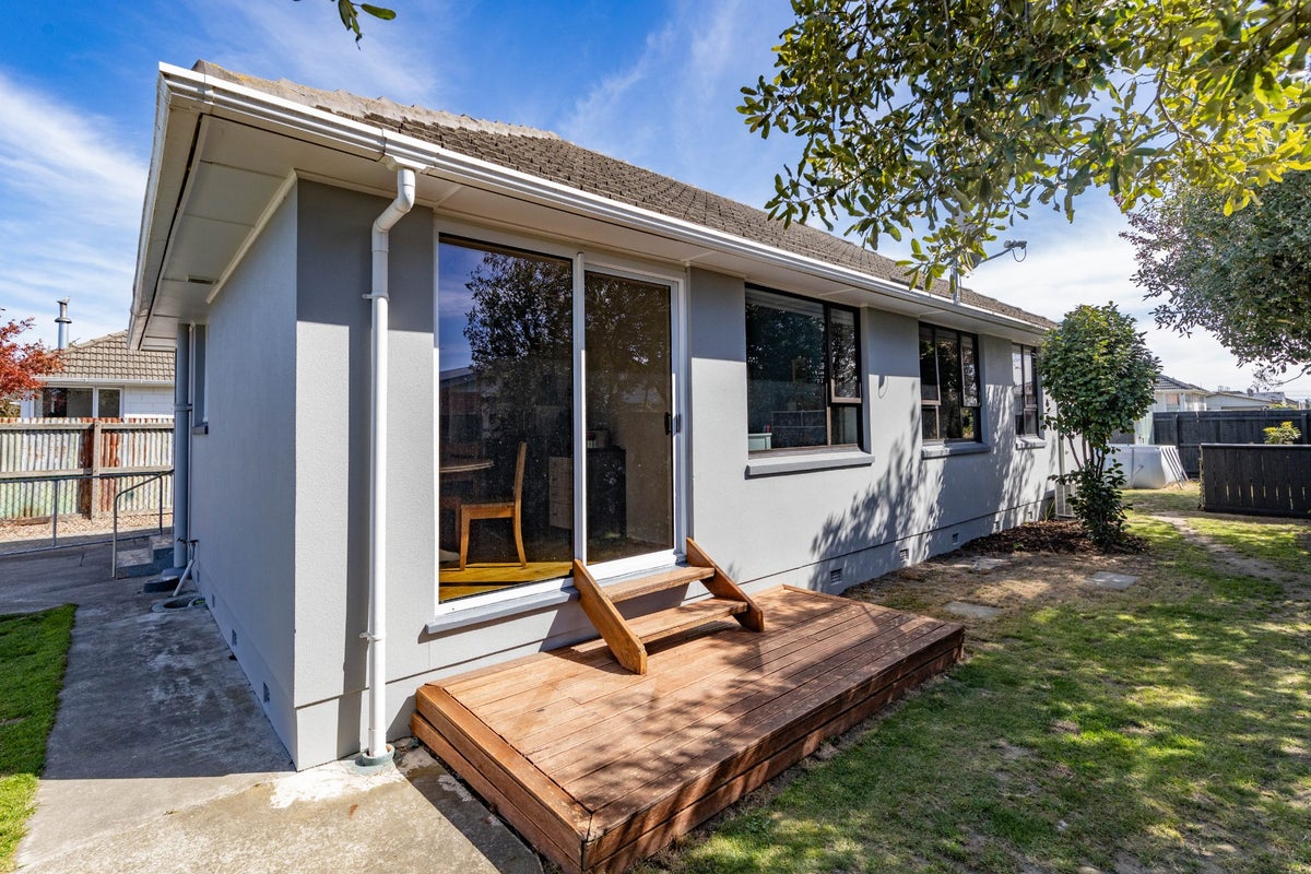 62 Manurere Street, Hei Hei, Christchurch - Carousel 1