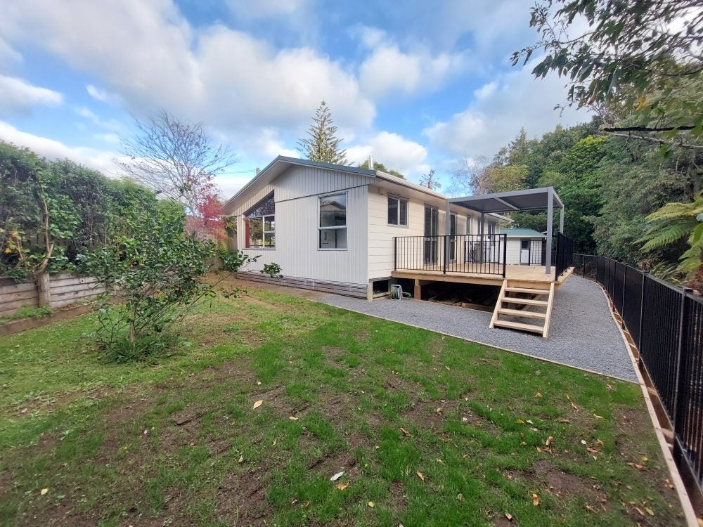 23B Durham Avenue, Welbourn, New Plymouth - Carousel 1