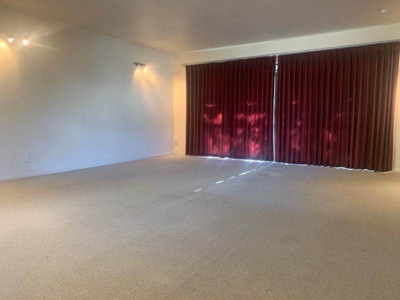 1/7 Fifeshire Street, Belmont, Auckland - Carousel 2