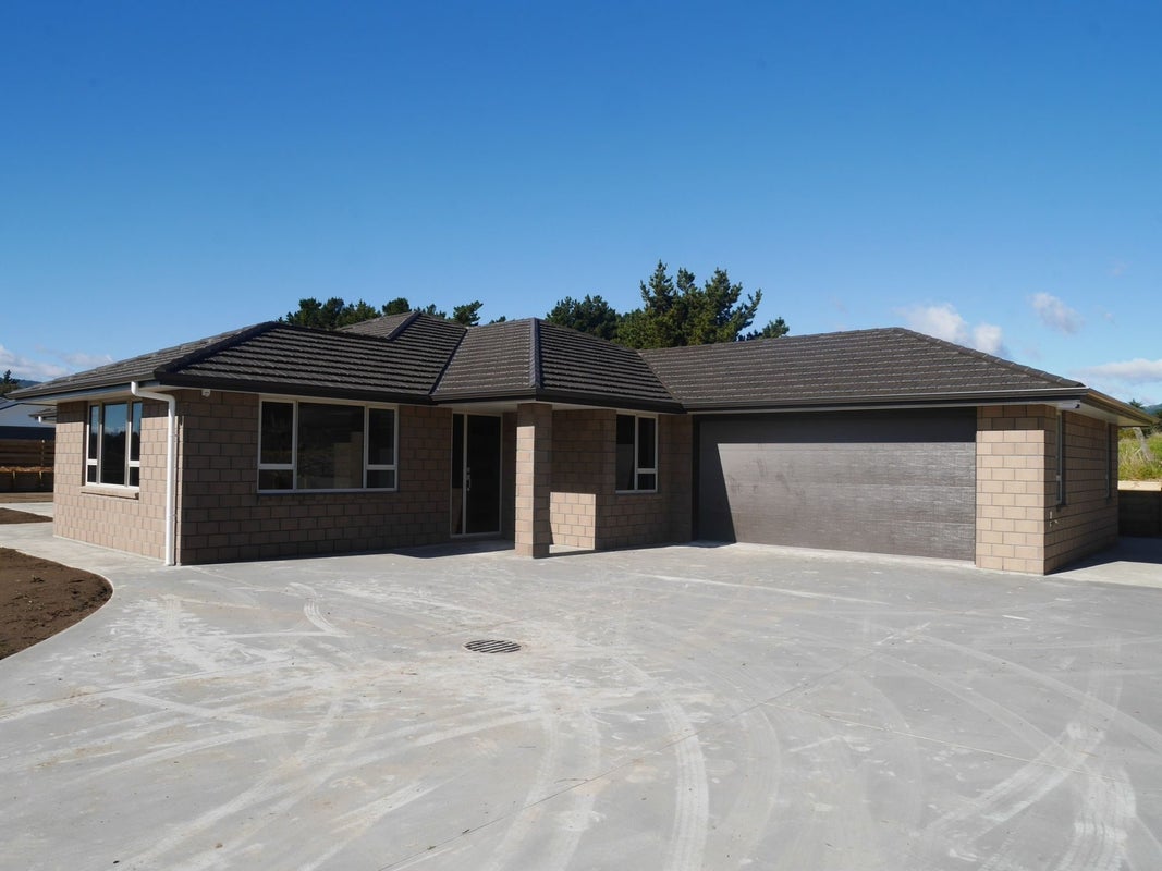 36 Otaihanga Road, Otaihanga, Paraparaumu - Carousel 2