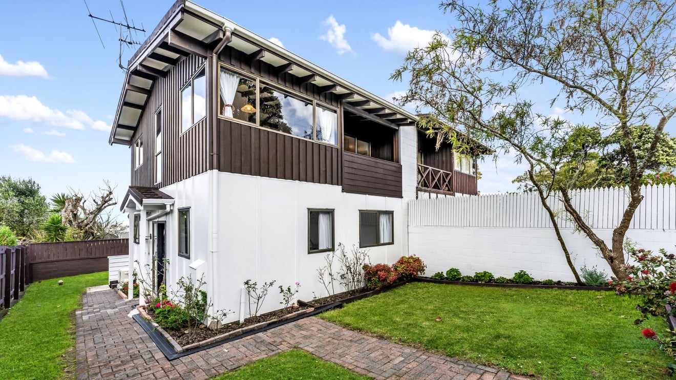 30 College Road, St Johns, Auckland - Carousel 1