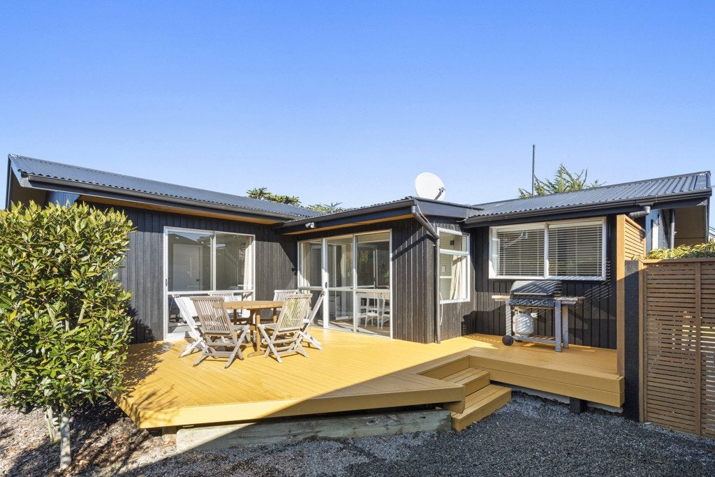 4 Swindells Road, Waikuku Beach, Waikuku Beach - Carousel 2