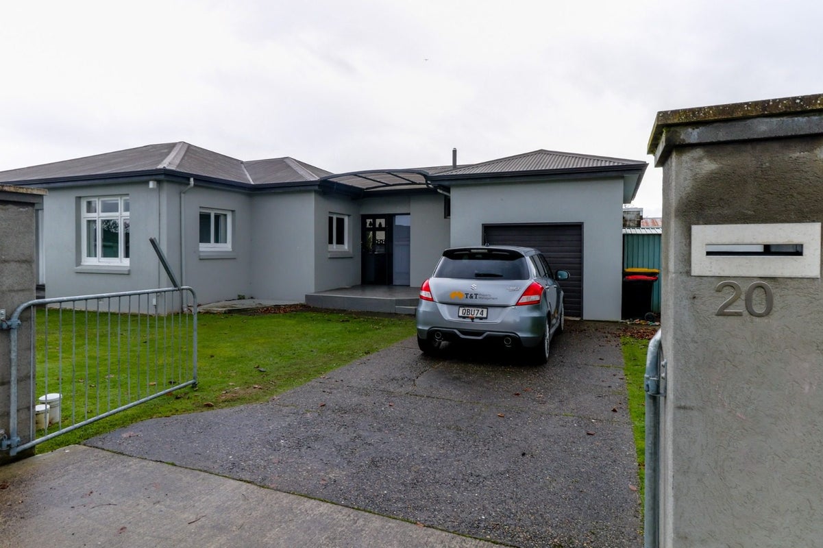20 Salford Street, Windsor, Invercargill - Carousel 1