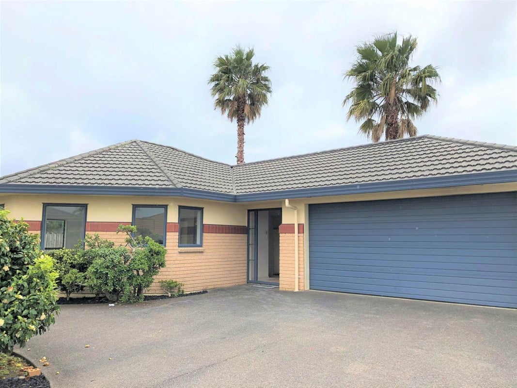 5 Mellefont Close, East Tamaki Heights, Auckland - Carousel 1