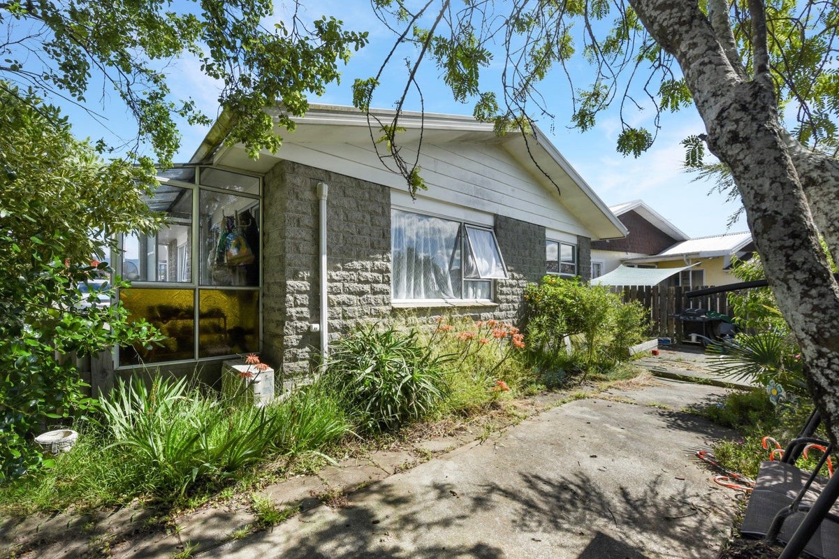 1/132 Parkers Road, Tahunanui, Nelson - Carousel 11