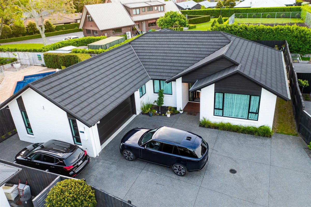 14A Bree Place, Flagstaff, Hamilton - Carousel 1