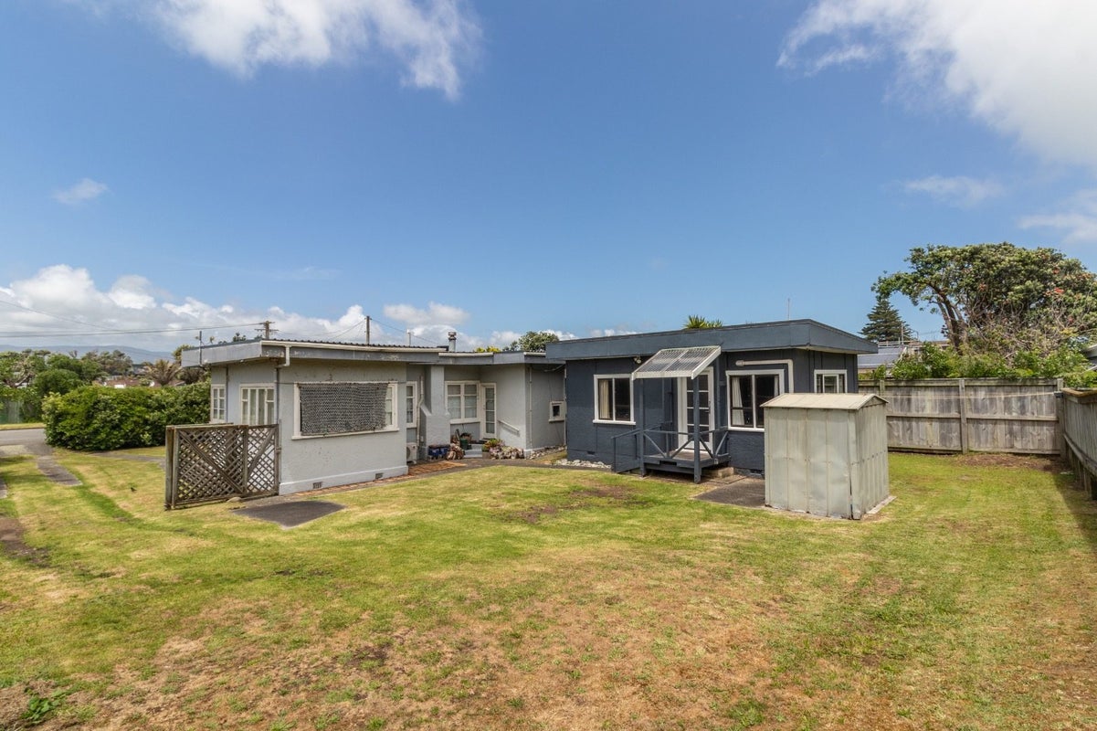 85 Moana Street, Otaki Beach, Otaki - Carousel 1