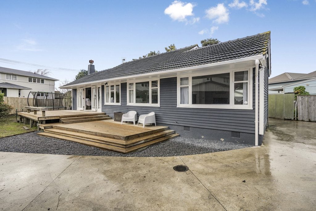 561C High Street, Boulcott, Lower Hutt - Carousel 1