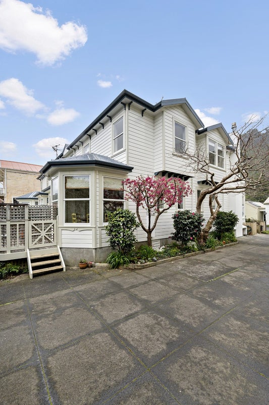 1/23 Glenbervie Terrace, Thorndon, Wellington - Carousel 2