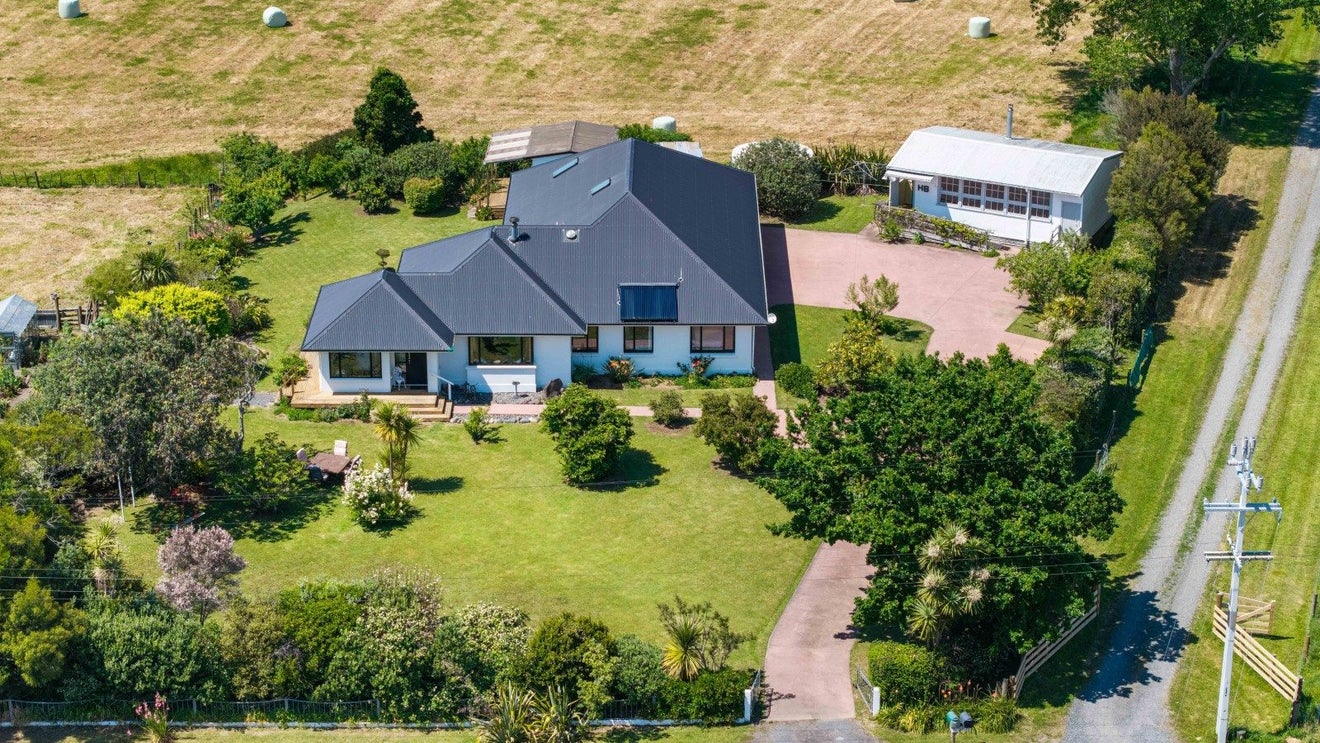 1715 Miranda Road, Pokeno - Carousel 2