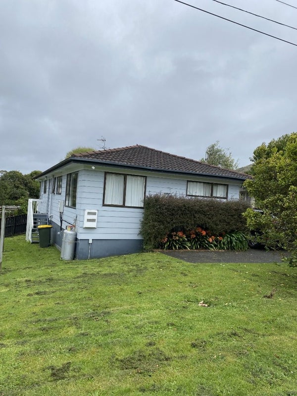 94 Lancaster Road, Beach Haven, Auckland - Carousel 19