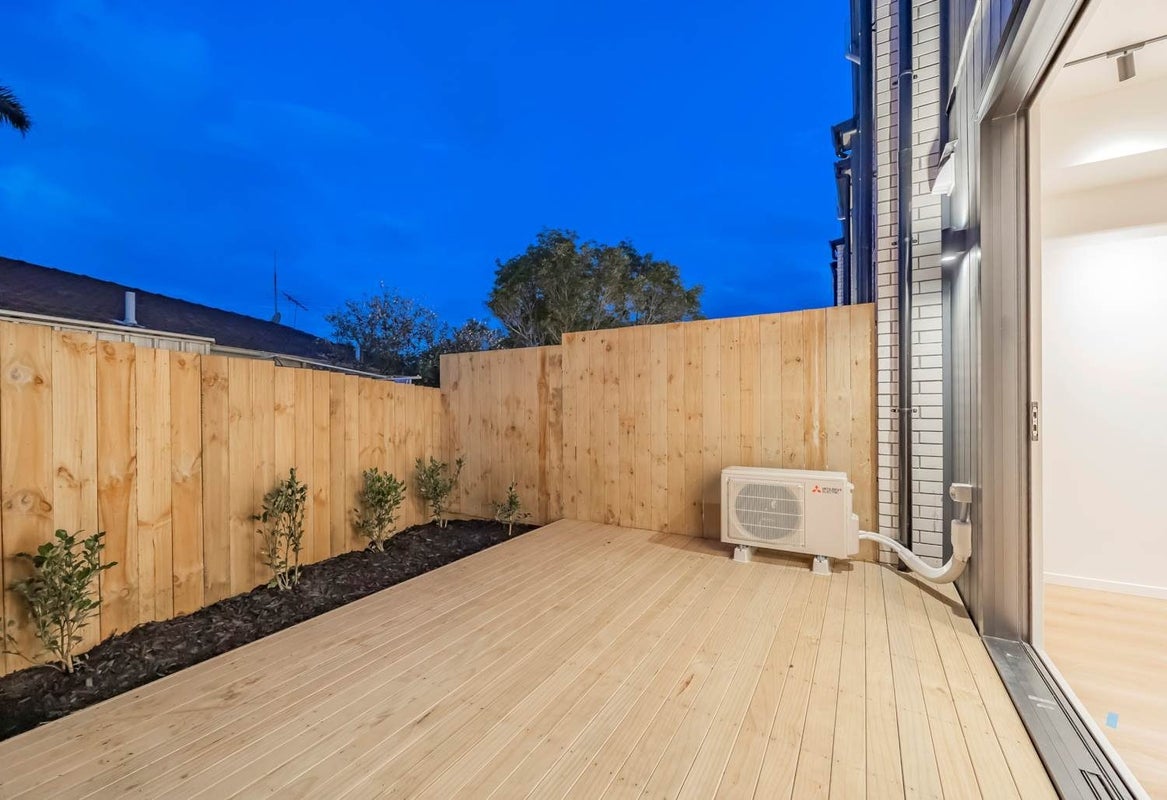 13/7 Broadview Place, Howick, Auckland - Carousel 11