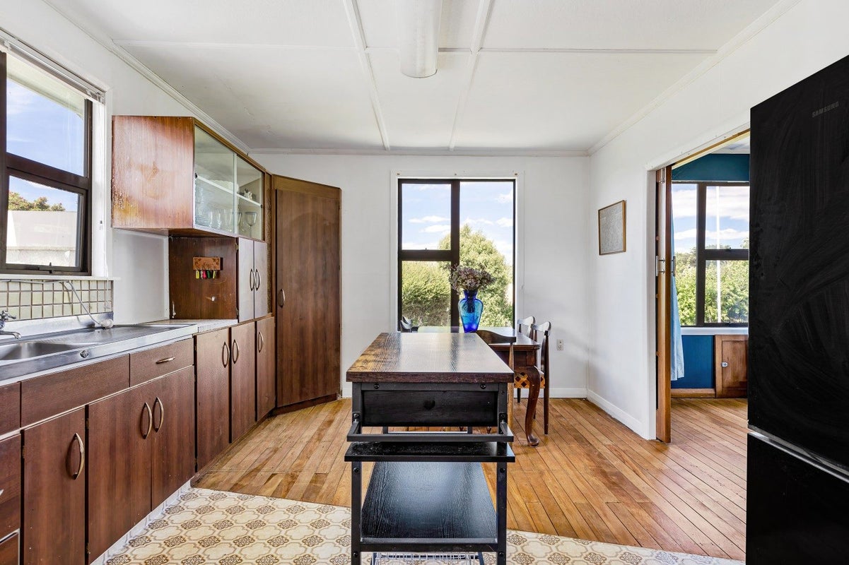 72 Oparatai Road, Pahiatua, Tararua, Manawatu / Whanganui - Carousel 2