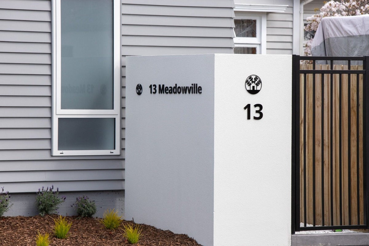 13 Meadowville Avenue, Spreydon, Christchurch - Carousel 21