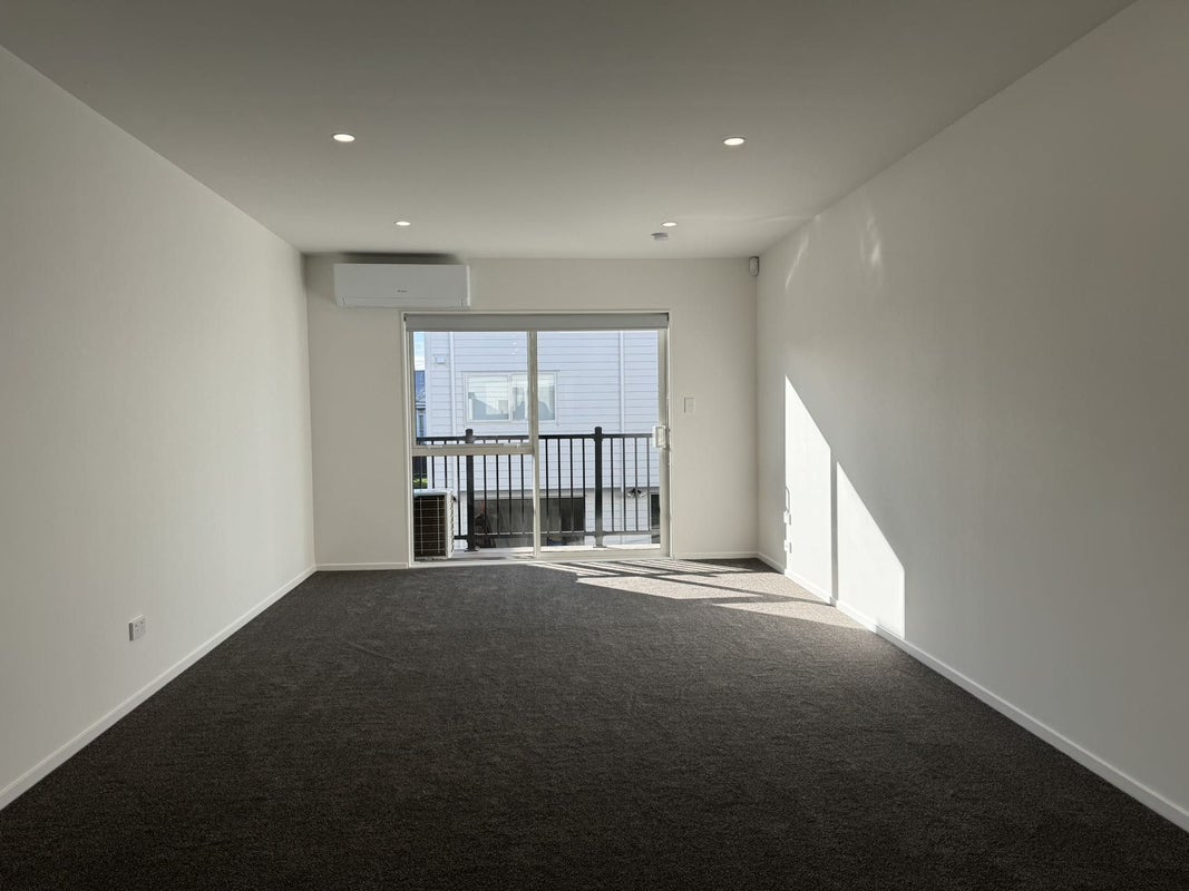 58 Galway Street, Onehunga, Auckland - Carousel 2