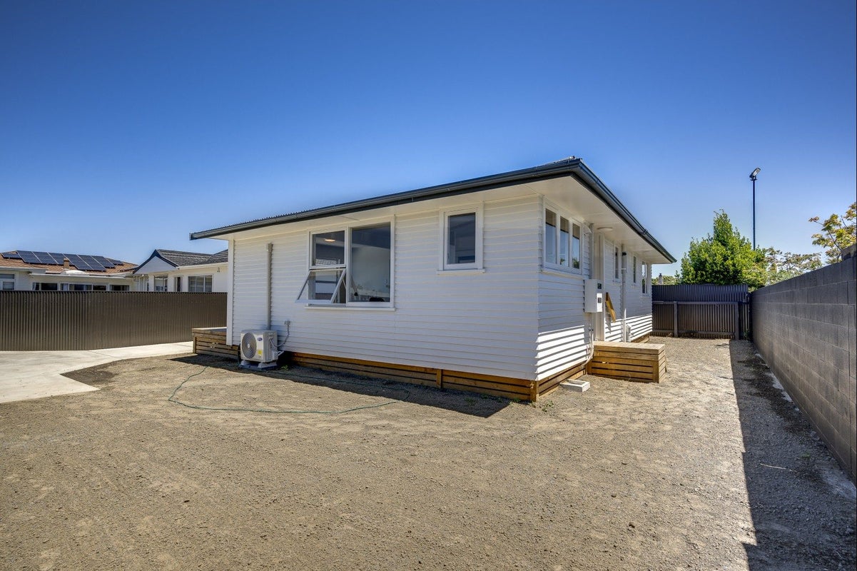 113 Stortford Street, Saint Leonards, Hastings - Carousel 12