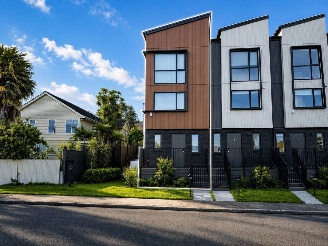 5/27 Britton Avenue, Mount Roskill, Auckland - Carousel 1