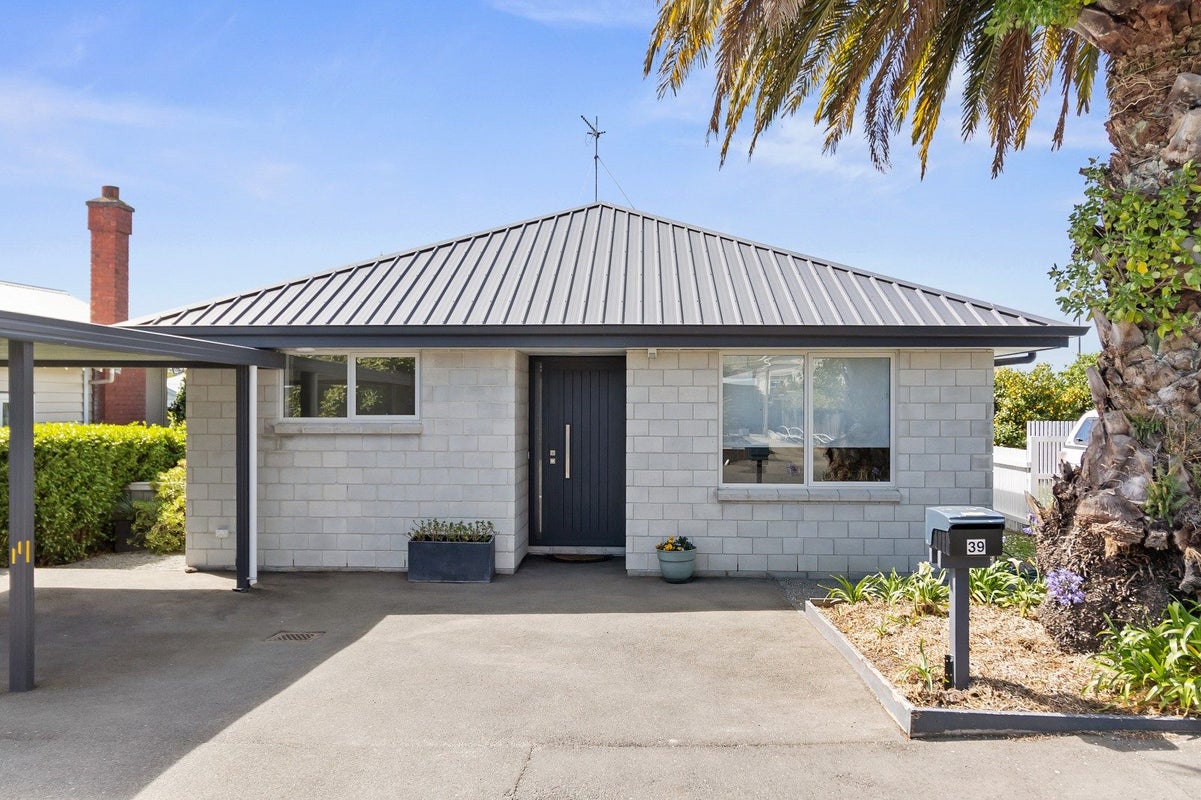39 Oxford Street, West End, Timaru, Canterbury - Carousel 2