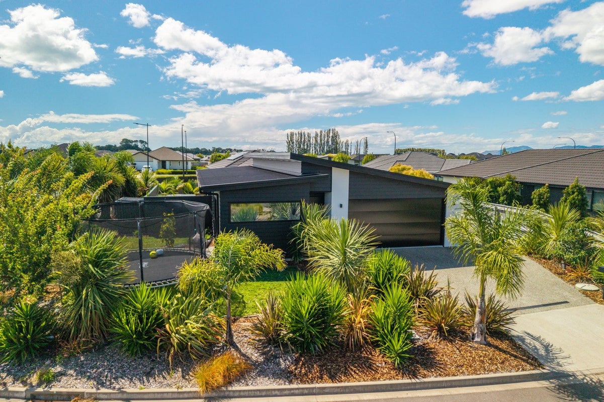 1 Feltham Street, Richmond, Nelson - Carousel 1