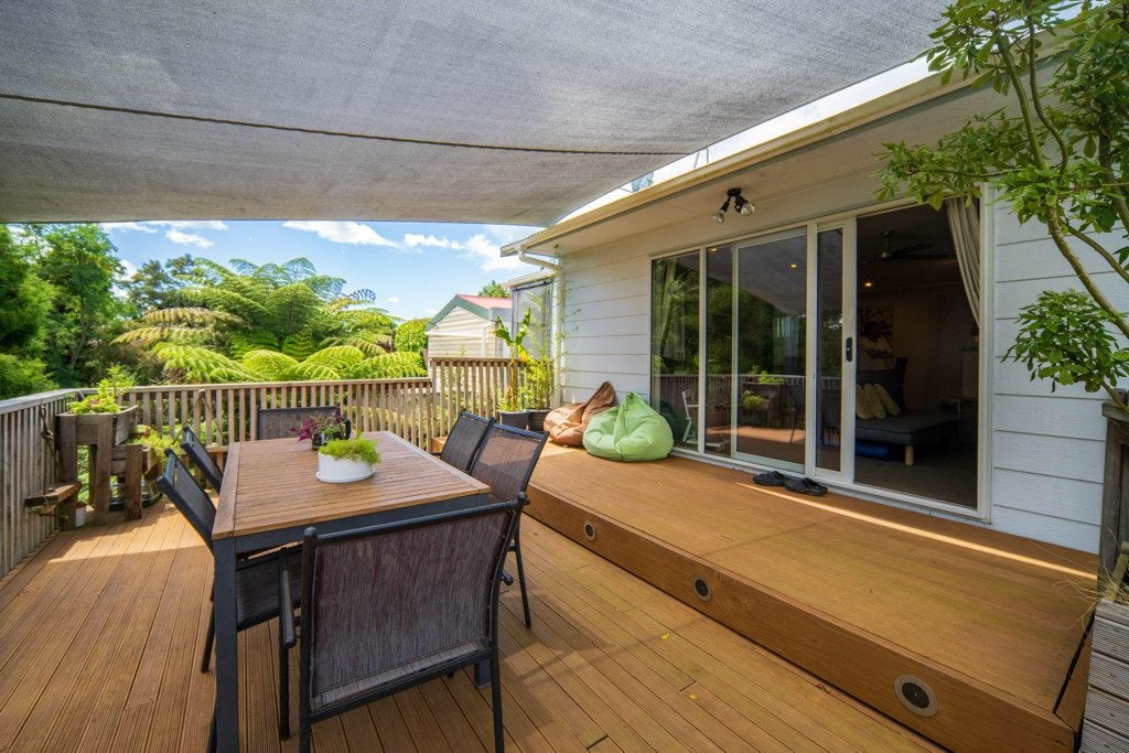 18A Saxbys Road, Glenview, Hamilton - Carousel 2